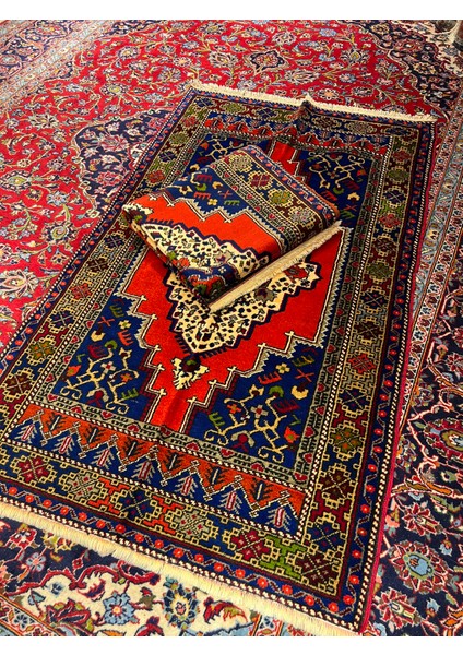El Dokuma Taşpınar Halısıdır Ebat 184 x 110