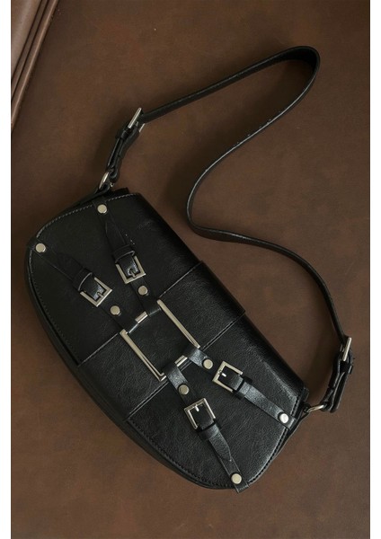 Kadın Şık Astarlı Siyah kaliteli Baget tarzı kol Çantası