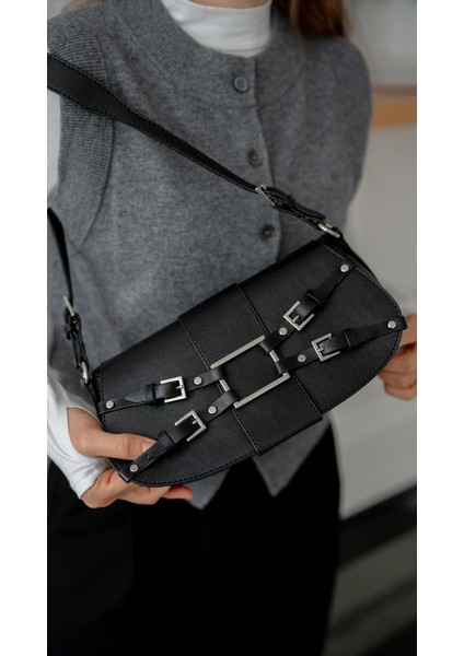 Kadın Şık Astarlı Siyah kaliteli Baget tarzı kol Çantası fiyatları