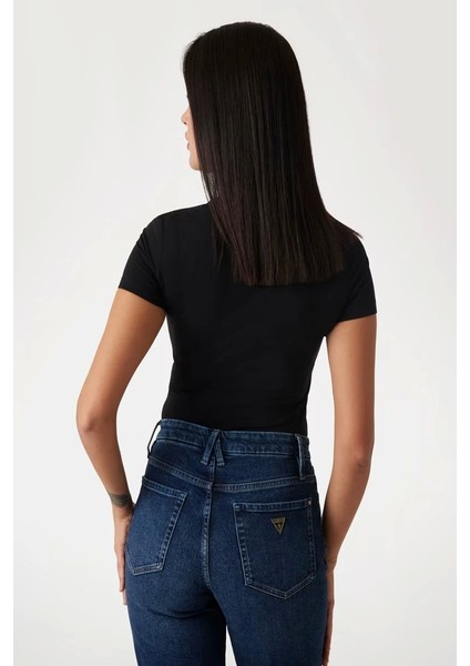 Kadın Siyah Logolu T-Shirt modelleri