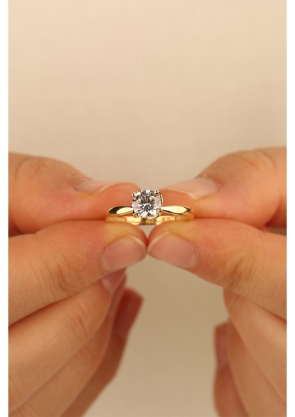 Sevgililer Günü Tektaş Altın Yüzük( Işıklı Kutu Hediyeli ) CGKYZK0331 fiyatları