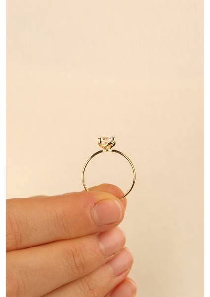 Sevgililer Günü Tektaş Altın Yüzük( Işıklı Kutu Hediyeli ) CGKYZK0331 modelleri