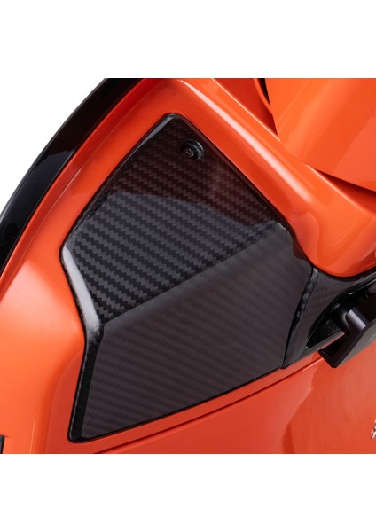 Vespa Gts-Gtv 125-300 Torpido Üst Kapak Takımı *karbon* (2023- ) / Sıp modelleri