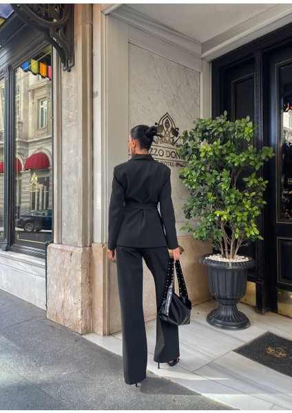 Clove Kemerli Ceket & Palazzo Pantolon Takım fırsatları