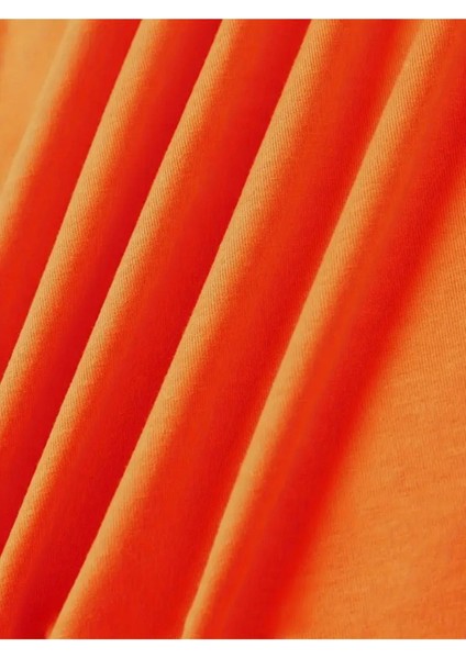 Minimal Kalp Baskılı Siyah Oversize T-Shirt indirimleri