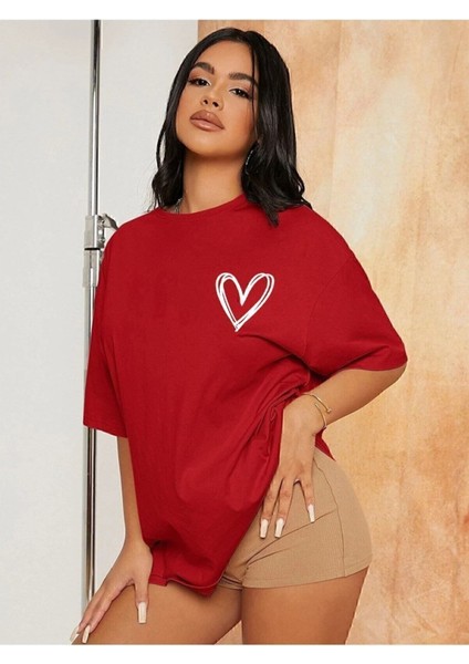 Minimal Kalp Baskılı Siyah Oversize T-Shirt