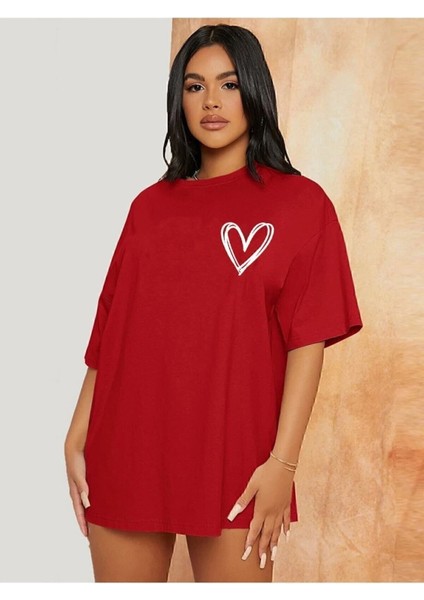 Minimal Kalp Baskılı Siyah Oversize T-Shirt fiyatları