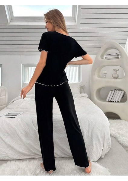 Pamuklu Siyah Fiyonk Detaylı Mevsimlik Pijama Takımı