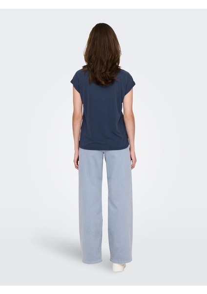 Kadın Regular Fit V Yaka Basic T-Shirt - 15326642 modelleri