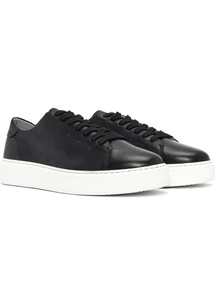 Erkek Siyah Bağcıklı Kalın Tabanlı Deri Sneaker 25SFD750618