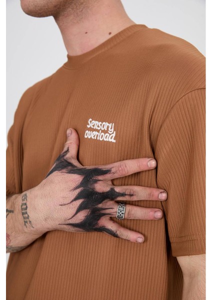 Oversize Yazı Baskılı Bisiklet Yaka Tshirt fiyatları