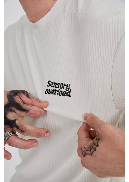 Oversize Yazı Baskılı Bisiklet Yaka Tshirt fiyatları