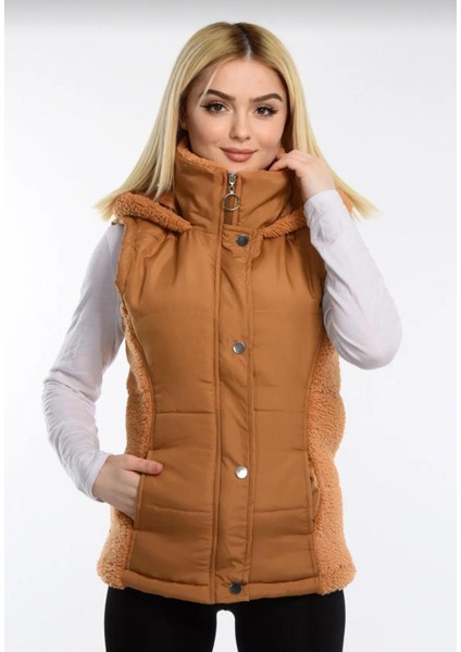 Peluş Detaylı Kapüşonlu Yelek