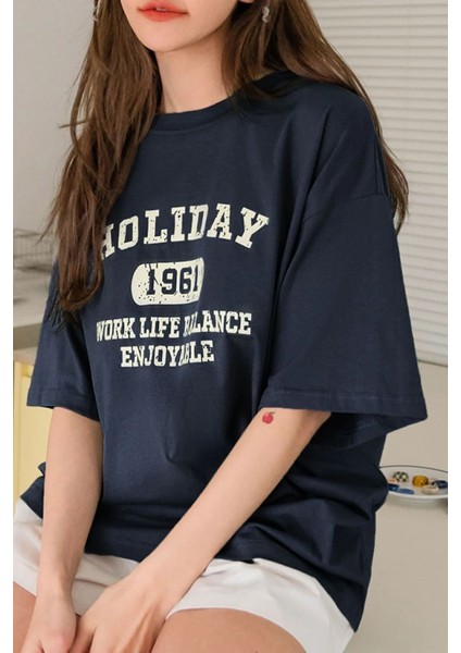 Kadın Holiday Baskılı Tasarım T-Shirt Oversize Salaş