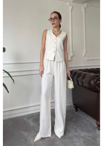 Yelekli Çizgili Tasarım Takım- Beyaz
