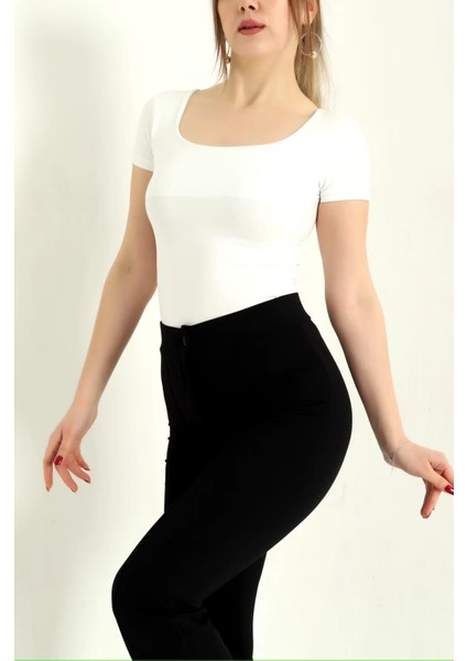 Kare Yaka Kısa Kollu Önü Yarım Çift Kat Bodysuit fırsatları