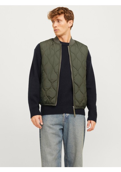 Jack&jones 12258386 Jjkoda Lıner Vest Erkek Spor Yelek Haki Yeşil fiyatları