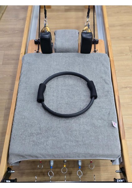 Pilates Reformer Havlusu Kaydırmaz Gri modelleri
