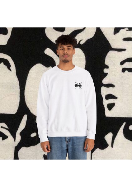 Sueso Store Ant Karınca Unisex Nakışlı Y2K Beyaz Sweatshirt