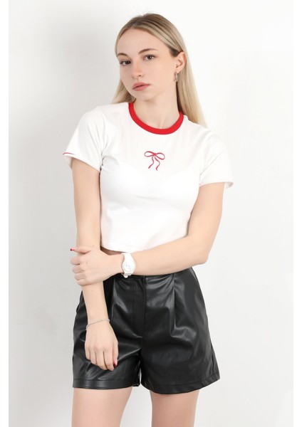 Kadın Bisiklet Yaka Fiyonk Nakışlı T-Shirt Beyaz - 925052 fırsatları