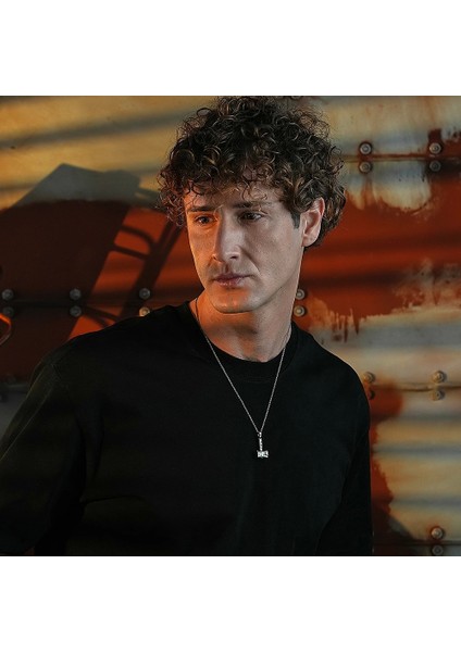 925 Ayar Gümüş Thor'un Çekici Unısex Kolye modelleri