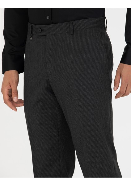Erkek Antrasit Slim Fit Kumaş Pantolon 50277312-VR006