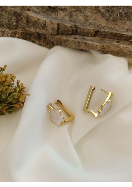 Kadın Gold Renk Sedefli Mineli Çiçek Model 316 L Çelik Küpe fiyatları