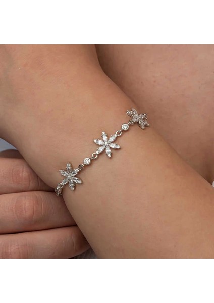 Gümüş Beyaz Lotus Çiçeği Kadın Bileklik fırsatları