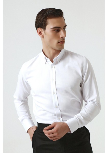 Slim Fit Beyaz Armürlü Düğmeli Yaka Pamuklu Gömlek 5HC02ORT07265