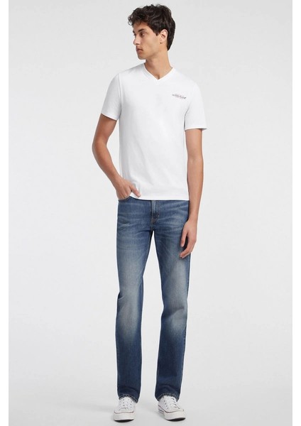 Guess Erkek Slim Fit Beyaz Kısa Kollu Tişört