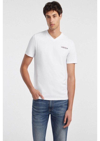Guess Erkek Slim Fit Beyaz Kısa Kollu Tişört fiyatları