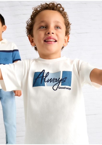 Erkek Çocuk Baskılı Tshirt indirimleri