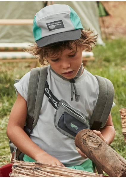 Erkek Çocuk Çantalı Tshirt