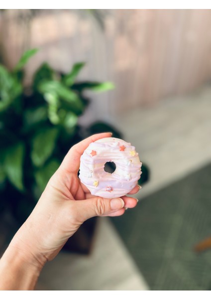 - Yıldızlı Donat Mum - Soya Wax Vegan - Dekoratif Hediyelik Mum