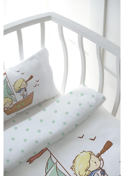 Park Yatak Nevresim Takımı (80 x 120) - Pure Baby Serisi - Sevimli Kaptan ve Miço indirimleri