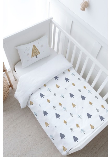 Bebek Boy Nevresim Takımı (100X150) - Iconic Serisi - Yılbaşı Ağaçları