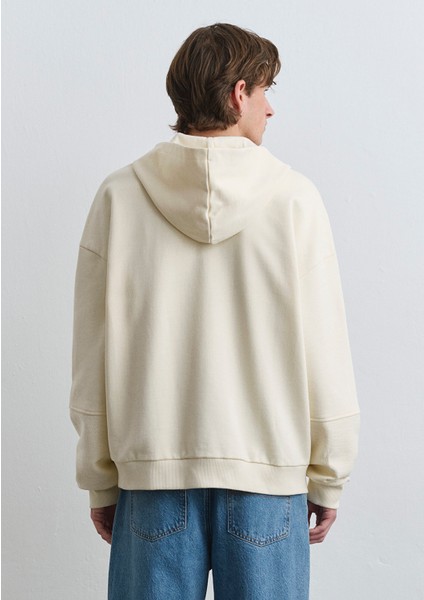 Patch Logo Fermuarlı Ekru Sweatshirt 0S10306-70055
