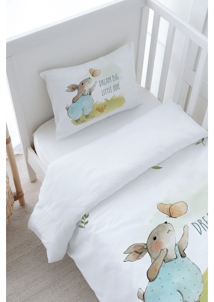 Bebek Boy Nevresim Takımı (100X150) - Pure Baby Serisi - Kelebekle Oynayan Tavşan modelleri