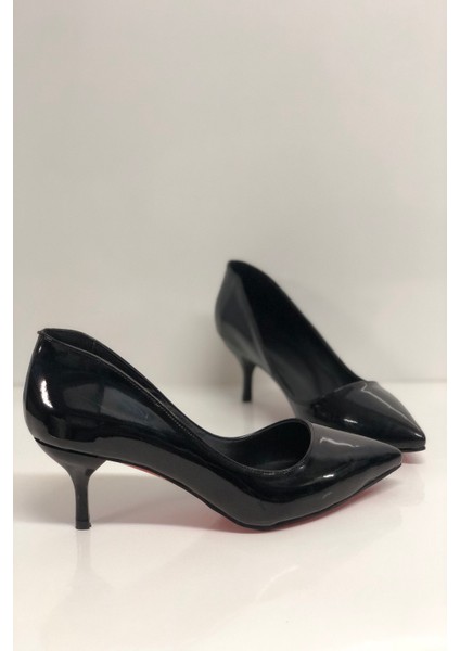 Siyah Rugan Stiletto Topuklu Ayakkabı