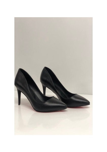 Siyah Mat Stiletto Topuklu Ayakkabı