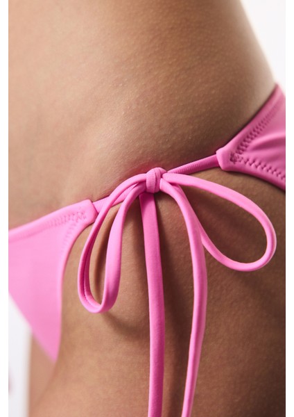 Açık Pembe Bikini Altı