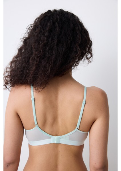 Triangle Lace Mint Yeşili Sütyen
