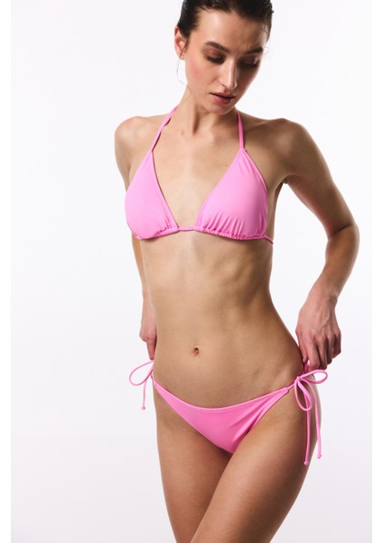 Açık Pembe Üçgen Bikini Üstü