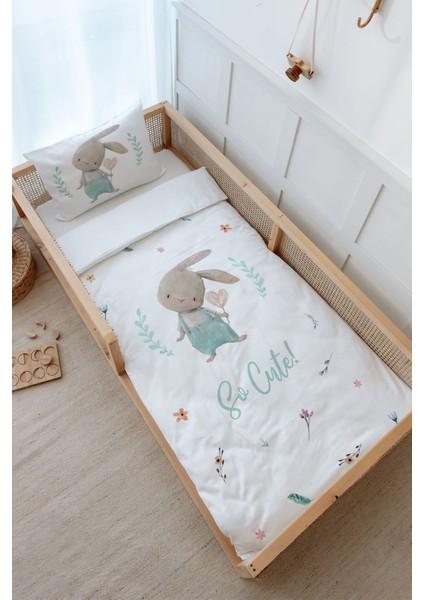 Montessori Nevresim Takımı (100 x 200) - For Baby Serisi - Salopetli Tavşan