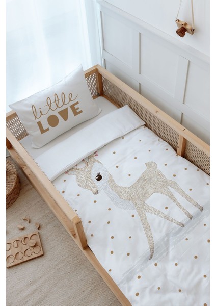 Montessori Nevresim Takımı (100 x 200) - Iconic Serisi - Çiçek Boynuzlu Geyik modelleri