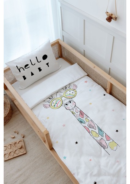 Montessori Nevresim Takımı (100 x 200) - Iconic Serisi - Renkli Zürafa modelleri