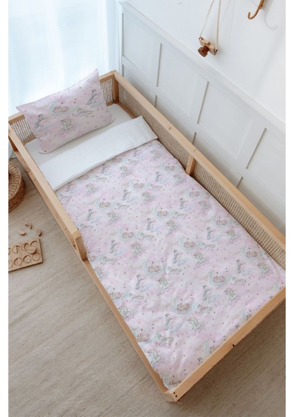 Montessori Nevresim Takımı (100 x 200) - Iconic Serisi - Unicorn Dream