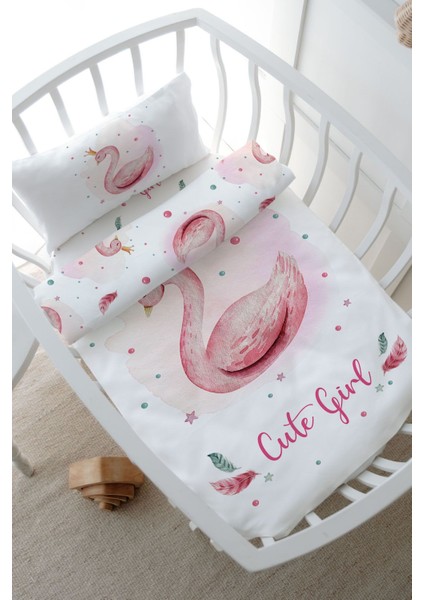 Park Yatak Nevresim Takımı (80 x 120) - For Baby Serisi - Pembe Zeminli Kuğu