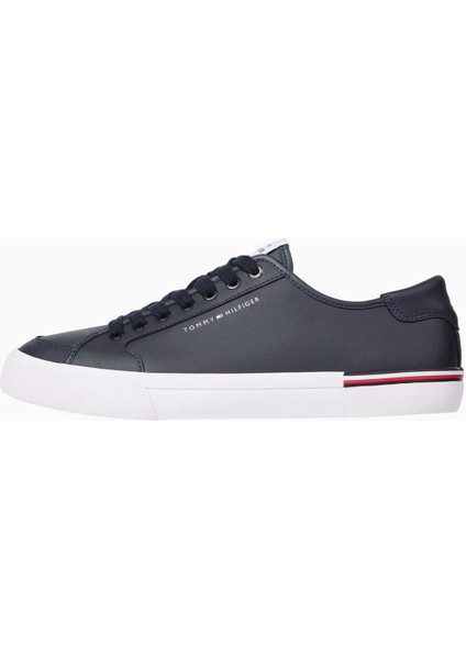 Core Corporate Low Top Sneaker