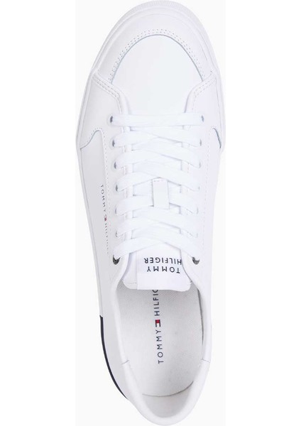 Core Corporate Low Top Sneaker